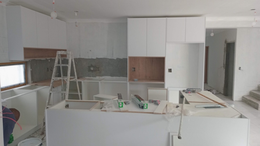 5 Bedroom Property for Sale in Sandown Western Cape